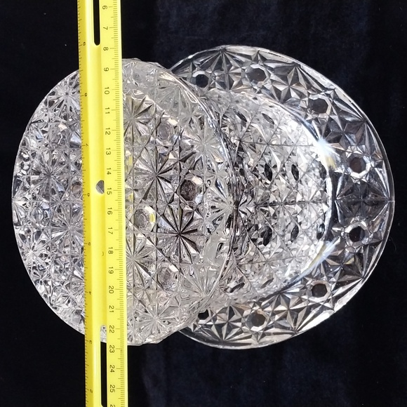 Huge Vintage Fenton glass top hat Button & Daisies Good Condition-One Chip Noted - Picture 11 of 12